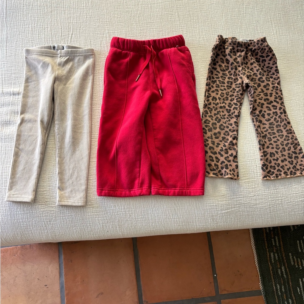 Cotton On 3T pants set of 3